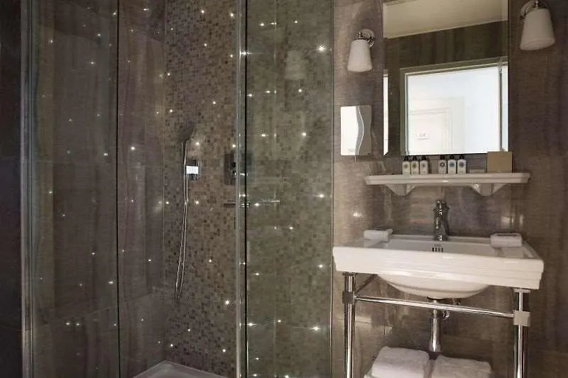 Hotel Acte V Paris