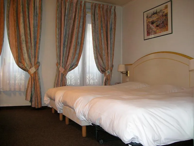 Hotel Acte V Paris